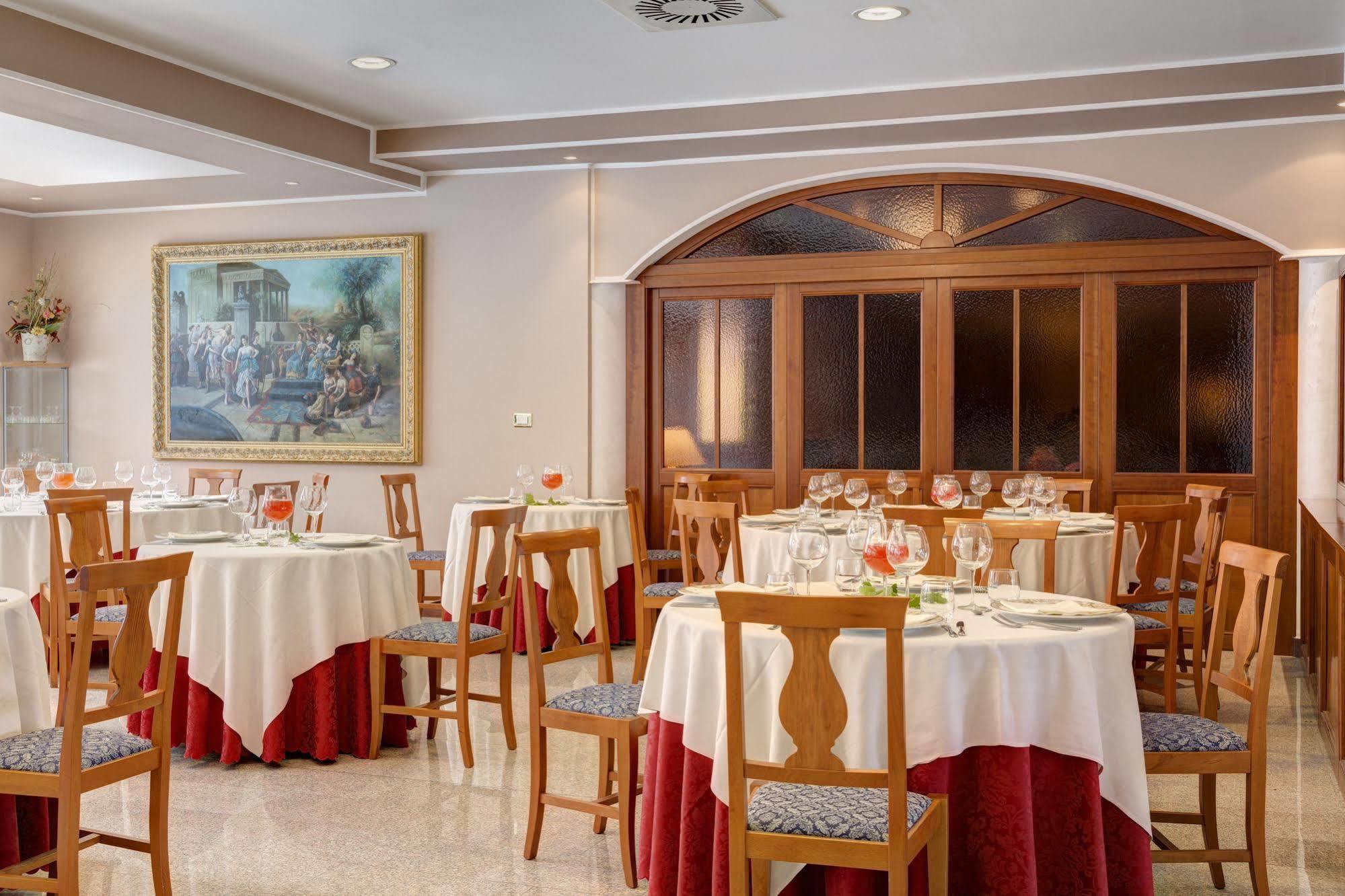 Santa Maria  Hotel Santamaria מראה חיצוני תמונה